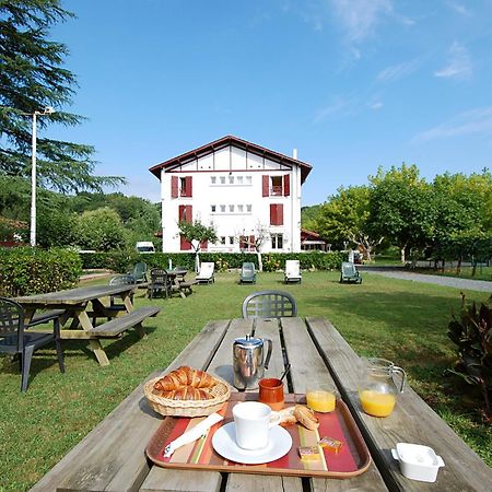 Hotel Pyrenees Atlantique Saint-Pée-sur-Nivelle Eksteriør bilde