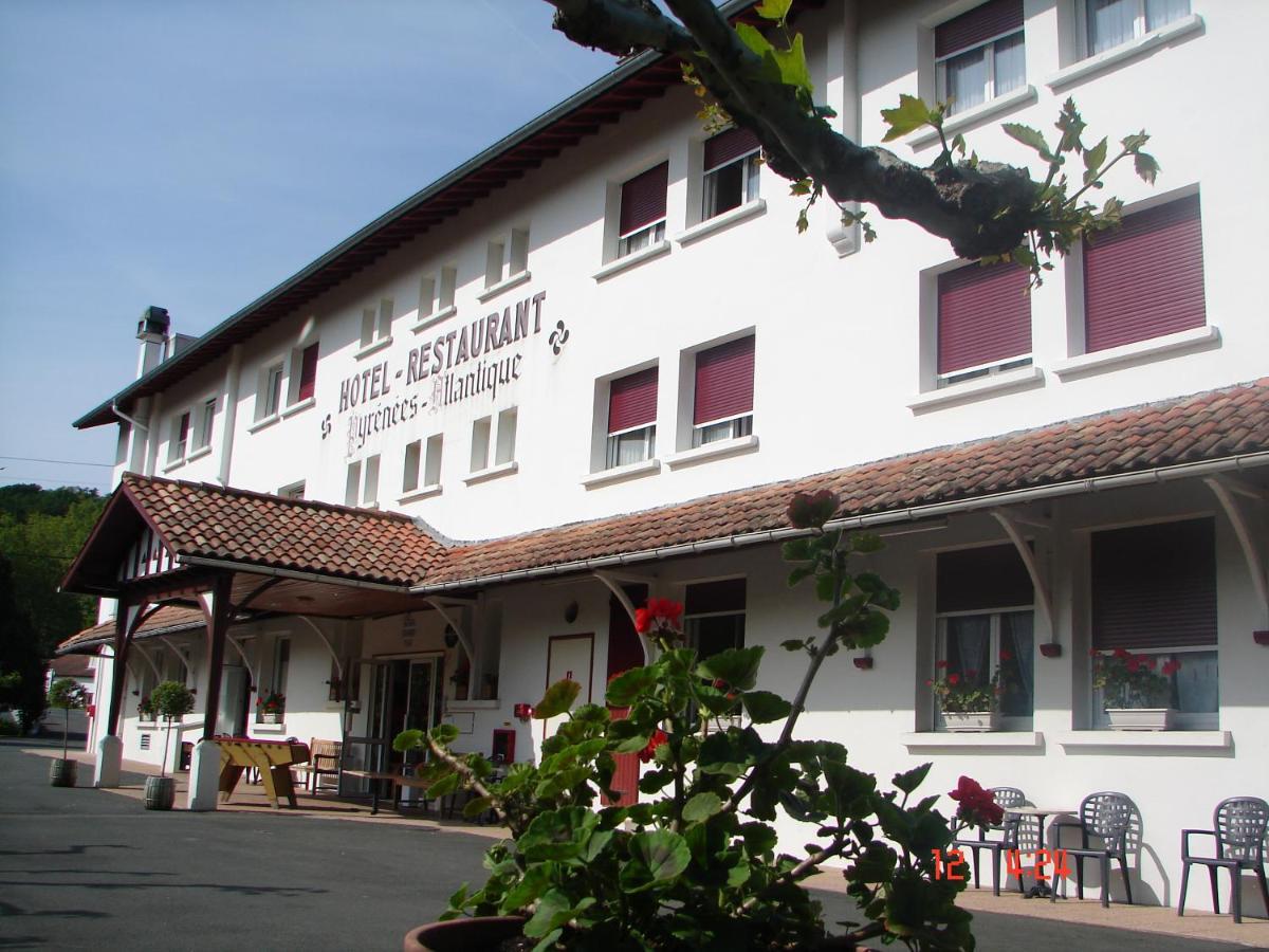 Hotel Pyrenees Atlantique Saint-Pée-sur-Nivelle Eksteriør bilde